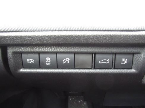 Certified 2025 Toyota Camry LE w/ Convenience Package AWD/4WD image 32
