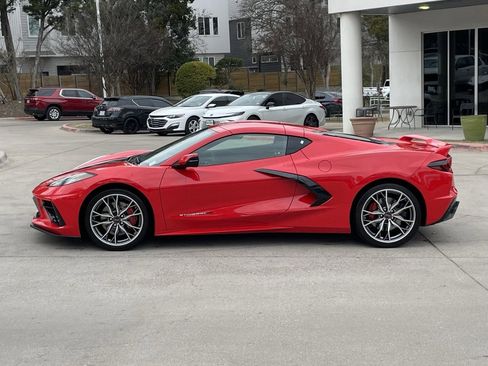 Used 2024 Chevrolet Corvette Stingray Premium Cpe w/ Z51 Performance Package image 3