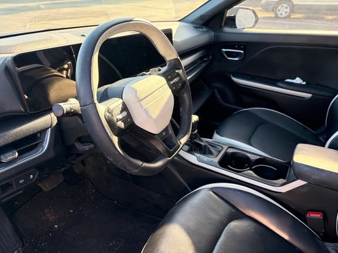 Used 2025 Kia K4 GT-Line w/ GT-Line Premium Package FWD image 8
