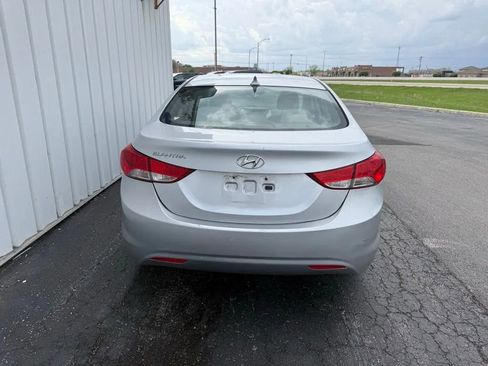 Used 2013 Hyundai Elantra GLS w/ Preferred Pkg FWD image 6