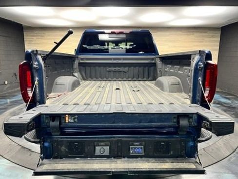 Used 2023 GMC Sierra 2500 AT4 w/ AT4 Premium Plus Package AWD/4WD image 27