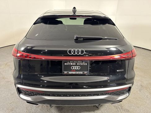 Used 2025 Audi Q5 Premium Plus w/ Premium Plus image 6