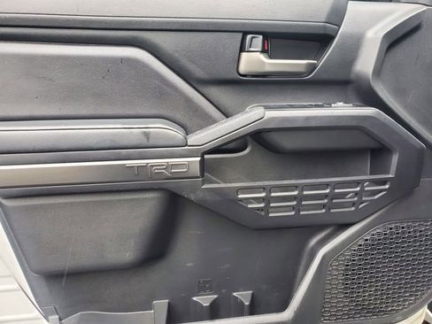 Used 2025 Toyota Tacoma TRD Sport image 14