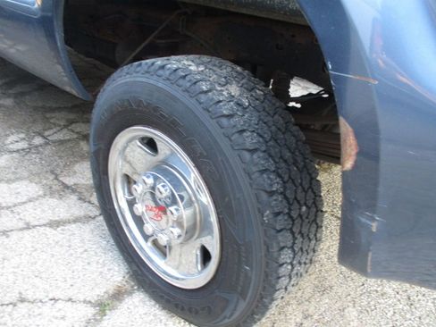 Used 2006 Ford F250 4x4 Regular Cab Super Duty image 15