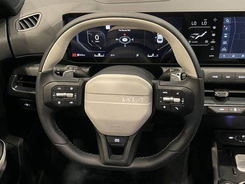 Used 2025 Kia K4 GT-Line FWD image 19