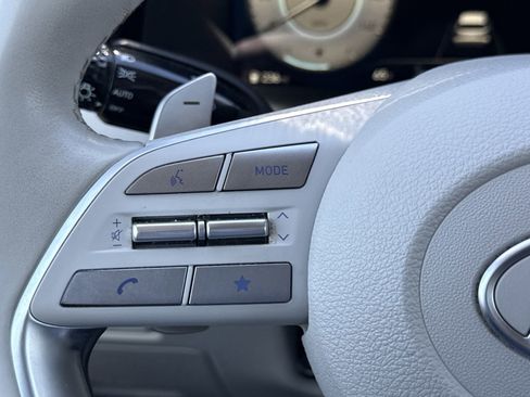 Used 2024 Hyundai Palisade Calligraphy image 30