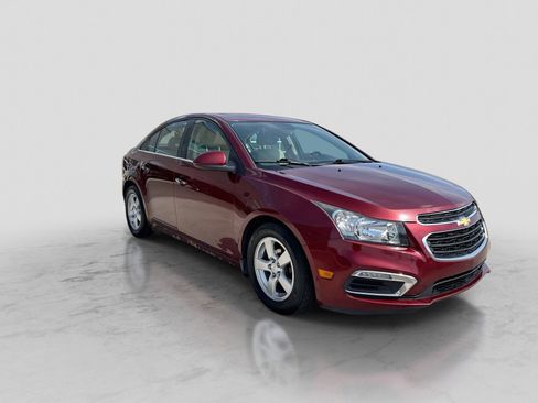 Used 2015 Chevrolet Cruze LT FWD image 8