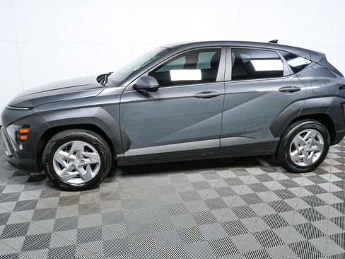 Used 2025 Hyundai Kona SE FWD image 28