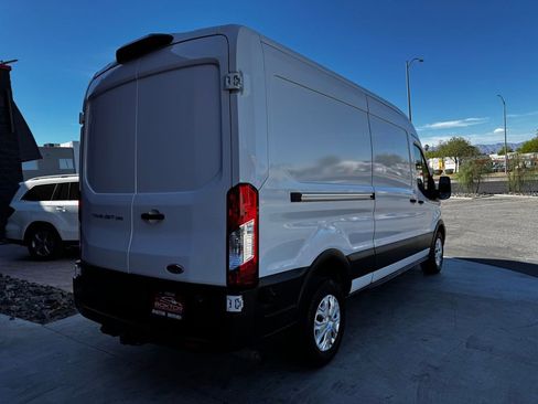 Used 2020 Ford Transit 250 Medium Roof RWD image 14