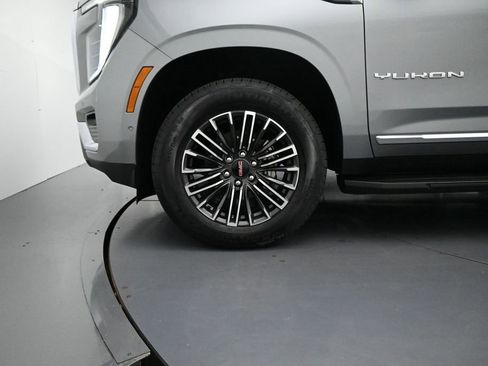 New 2026 GMC Yukon XL Elevation w/ Elevation Premium Package AWD/4WD image 6