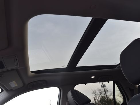 New 2025 Honda Pilot Elite image 15