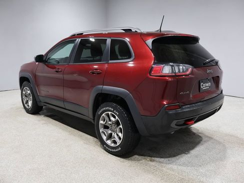 Used 2021 Jeep Cherokee Trailhawk image 4