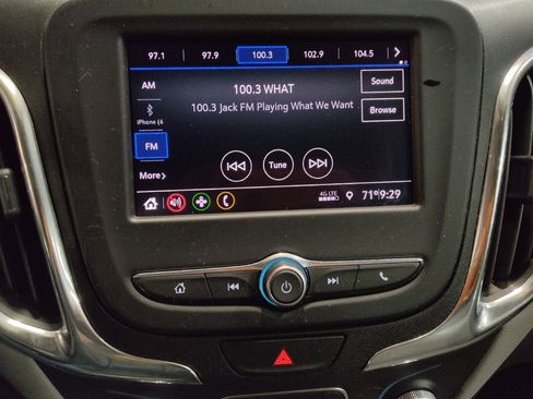 Used 2020 Chevrolet Equinox LS image 25