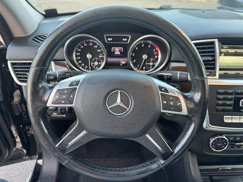 Used 2015 Mercedes-Benz ML 350 2WD w/ Premium 1 Package image 27