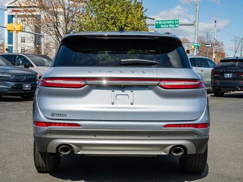 Used 2022 Lincoln Corsair AWD w/ Premium Package image 6