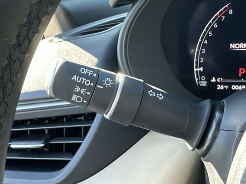 Certified 2025 Acura TLX w/ Technology Package image 28