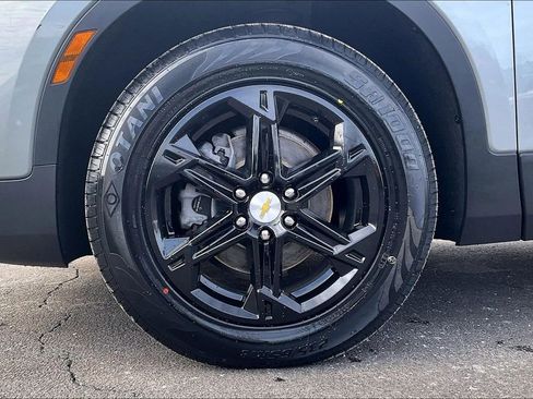 Used 2023 Chevrolet Blazer LT w/ Convenience Package image 9