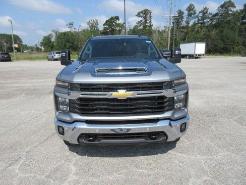 New 2025 Chevrolet Silverado 2500 LT image 3