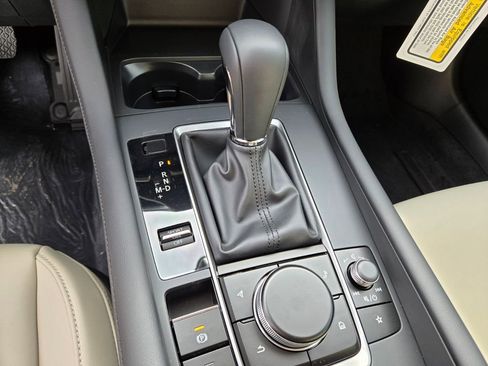 New 2026 MAZDA MAZDA3 2.5 S Sedan w/ Preferred Pkg image 29