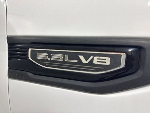 Used 2021 GMC Sierra 1500 Elevation w/ Preferred Package AWD/4WD image 5