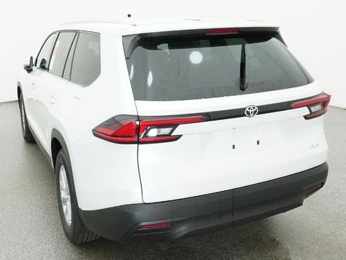 New 2026 Toyota Grand Highlander XLE image 19