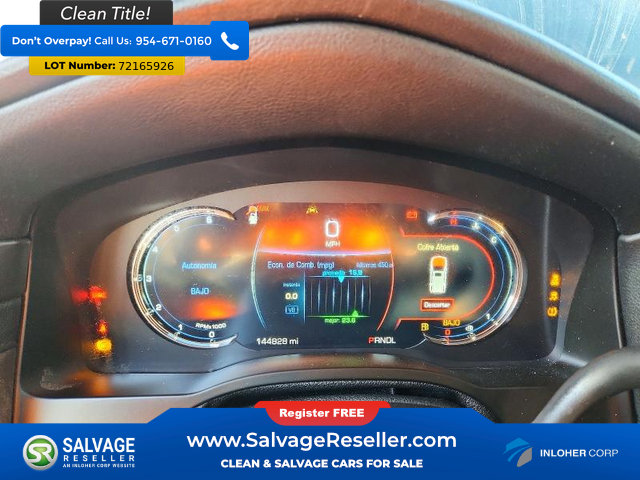 Used 2017 Cadillac Escalade Premium Luxury AWD/4WD image 12