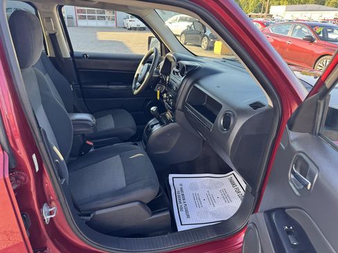 Used 2014 Jeep Patriot Sport w/ Power Value Group FWD image 10