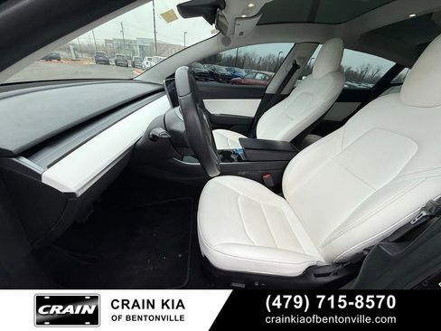 Used 2020 Tesla Model 3 Long Range image 19