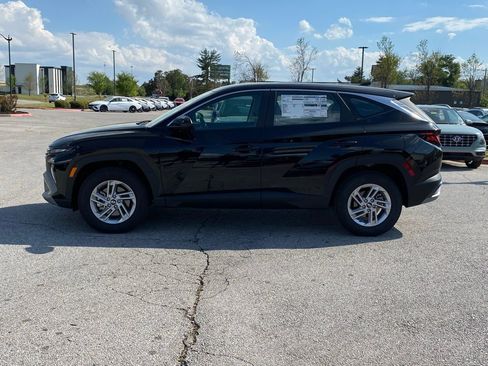 Used 2026 Hyundai Tucson SE AWD/4WD image 4