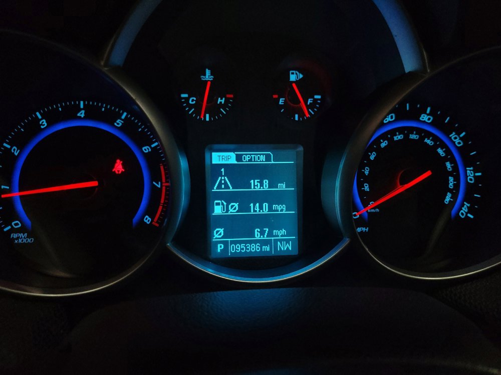 Used 2015 Chevrolet Cruze LT FWD image 23