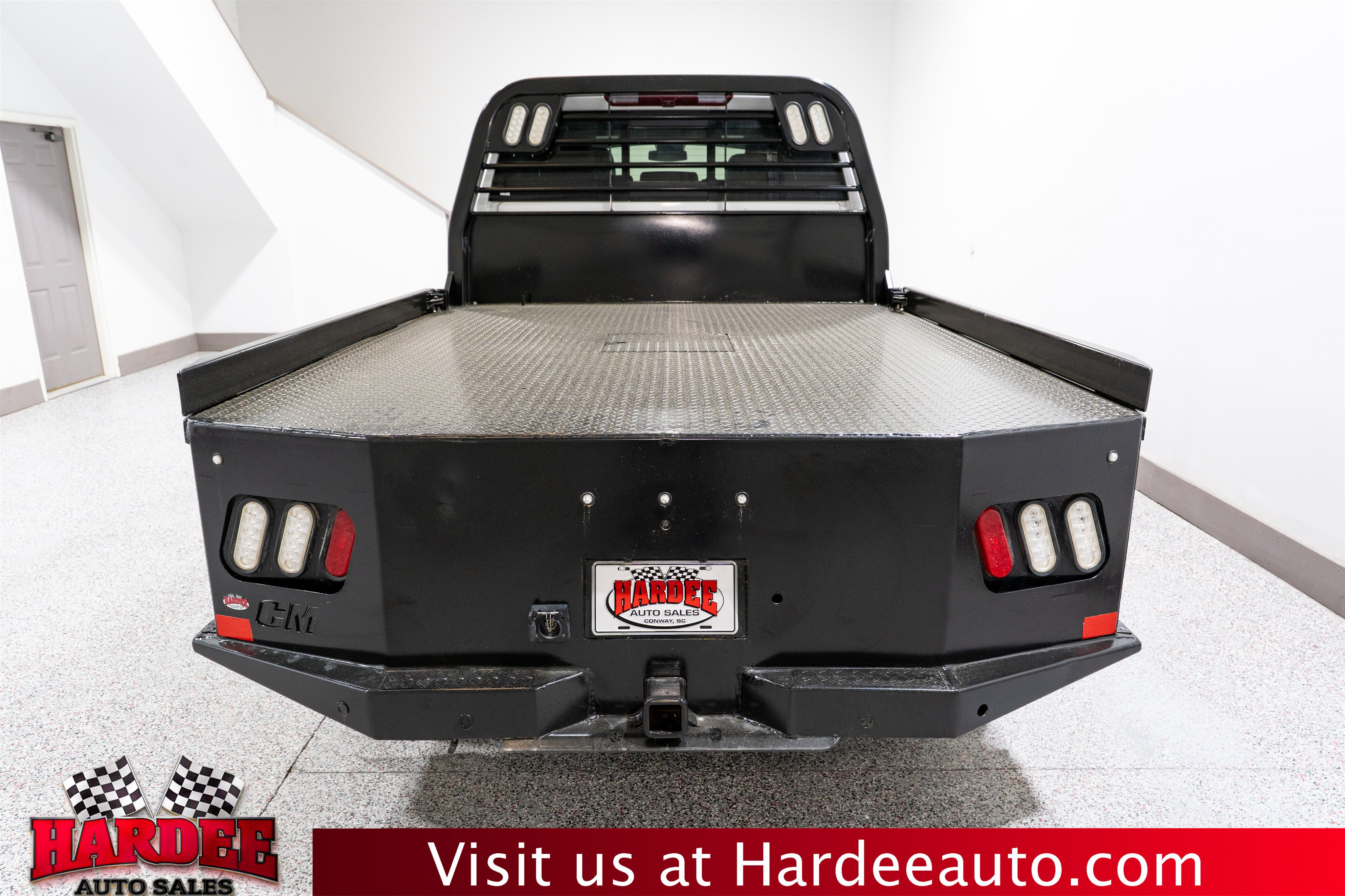 Used 2024 GMC Sierra 3500 Denali AWD/4WD image 4