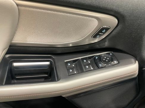 Used 2025 Ford Expedition Max Active AWD/4WD image 7