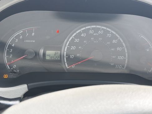 Used 2014 Toyota Sienna L image 55