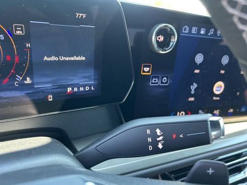 New 2026 Chevrolet Traverse LT w/ Sun and Wheel Package FWD image 27