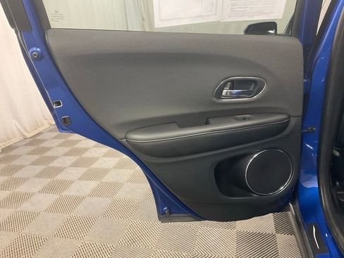 Used 2022 Honda HR-V EX image 29
