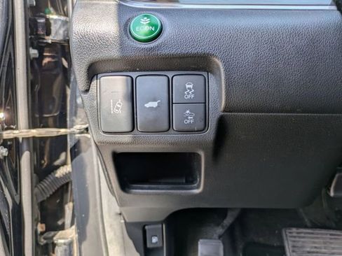 Used 2016 Honda CR-V Touring image 18