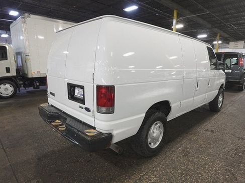 Used 2009 Ford E-350 and Econoline 350 Super Duty image 5