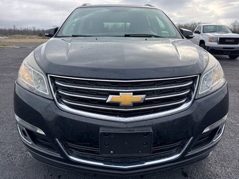 Used 2015 Chevrolet Traverse LT image 2