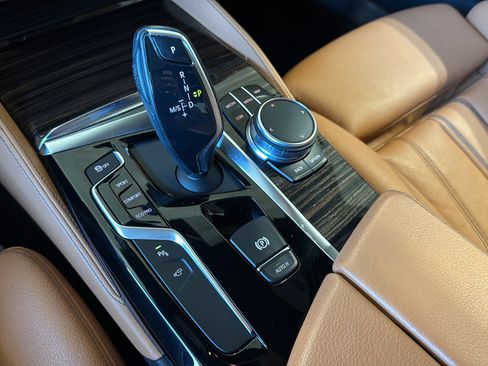 Used 2019 BMW 540i xDrive w/ M Sport Package AWD/4WD image 26