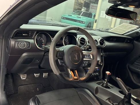Used 2016 Ford Mustang Shelby GT350 w/ Technology Package image 3