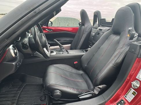 Used 2016 MAZDA MX-5 Miata Grand Touring image 4