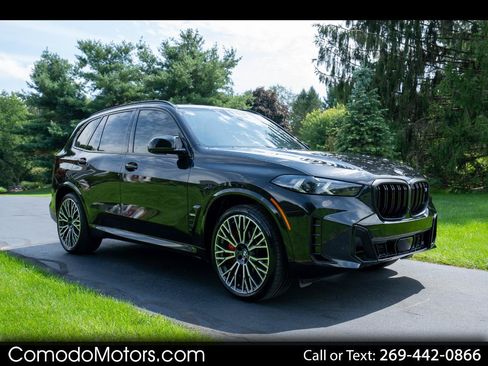 Used 2025 BMW X5 M60i AWD/4WD image 1