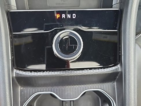 Certified 2025 Jeep Grand Cherokee Altitude image 31