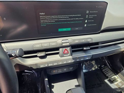 New 2026 Kia K4 FWD image 9