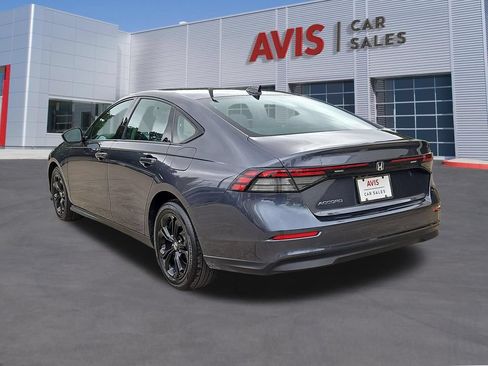 Used 2025 Honda Accord SE image 9