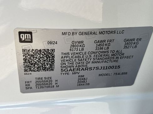 Used 2025 Buick Enclave Preferred w/ Power Package image 36
