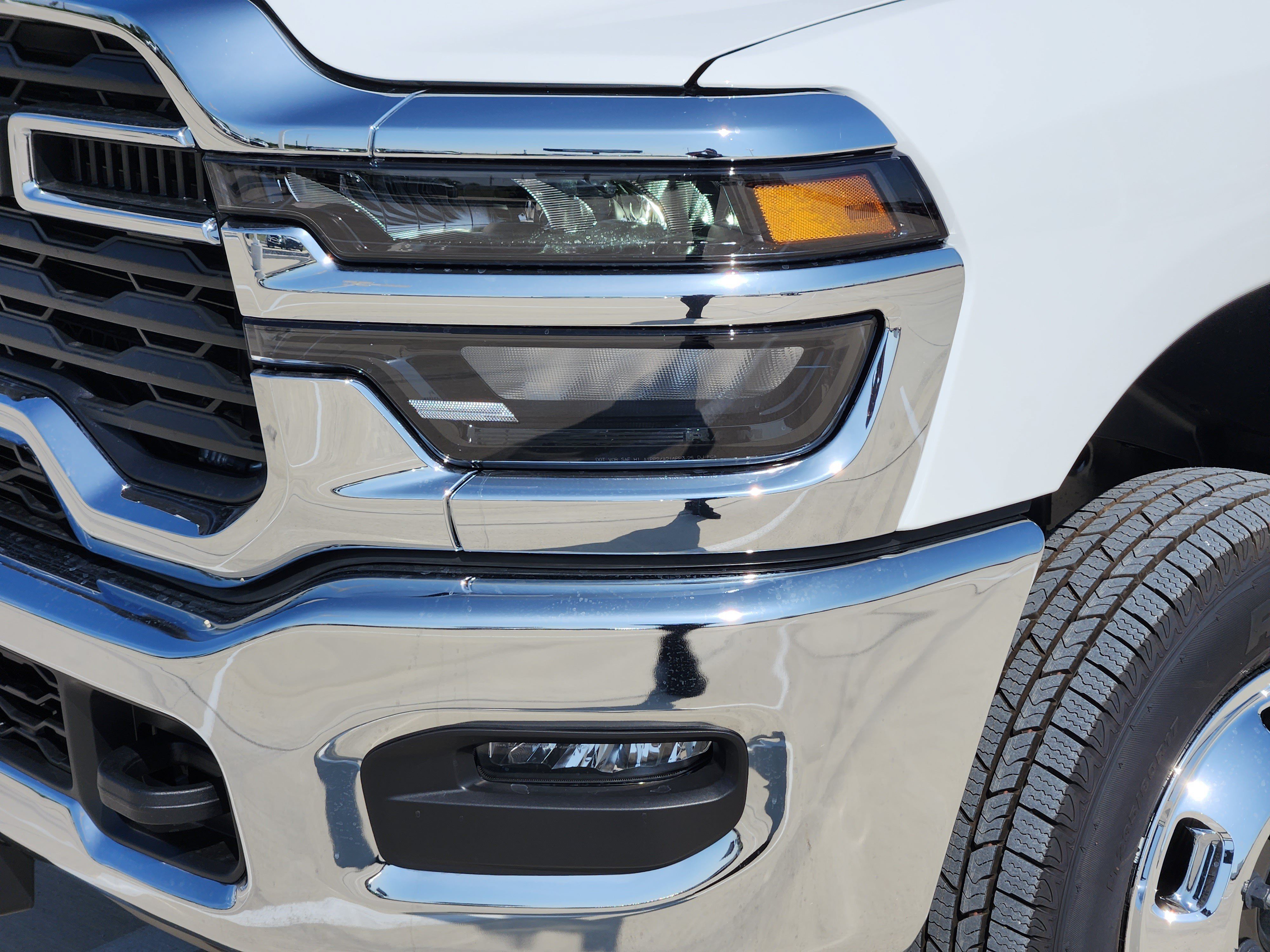 New 2026 RAM 3500 Tradesman w/ Chrome Appearance Group A AWD/4WD image 7