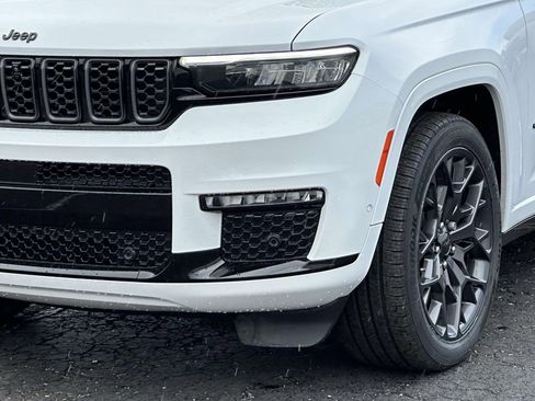 Certified 2023 Jeep Grand Cherokee L Summit w/ High Altitude Package AWD/4WD image 8