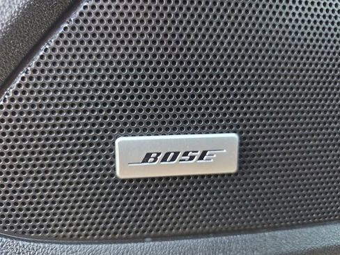 Used 2023 Chevrolet Equinox Premier image 24