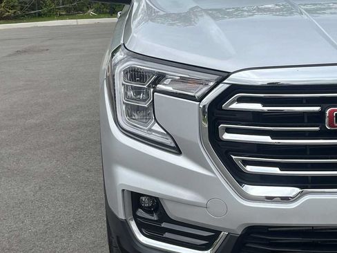 Used 2022 GMC Terrain SLT w/ Infotainment Package II AWD/4WD image 21